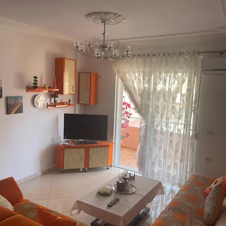 Leo&julia Luxury 2 ساراندا